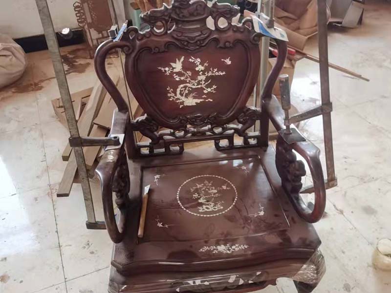 大连老旧红木家具翻新方法